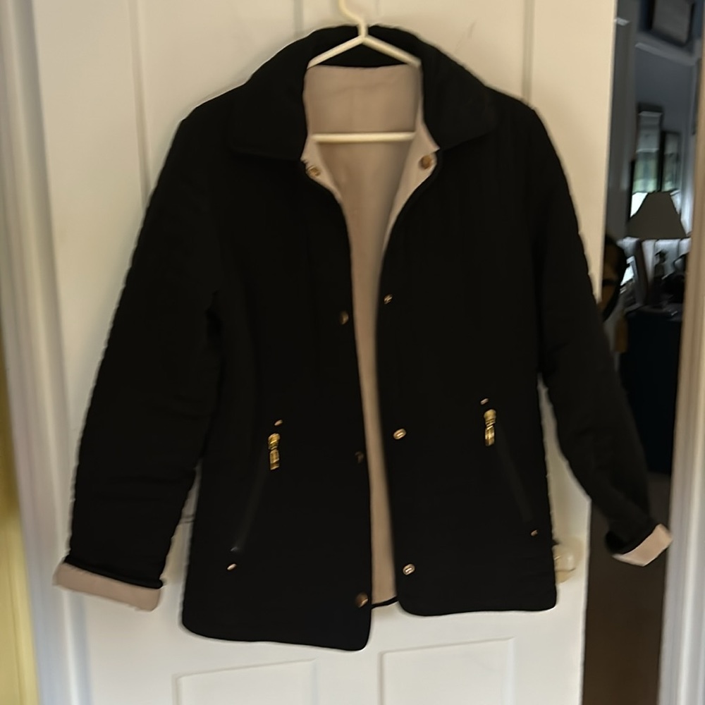 Durable warm reversable jacket! - Picture 3 of 6